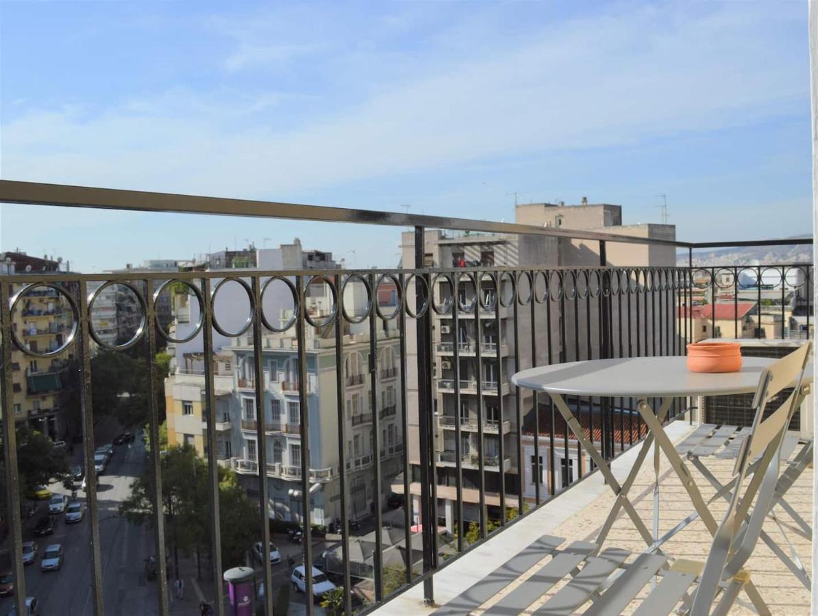 Vintage, Spacious Apartment In The Heart Of Athens! Luaran gambar