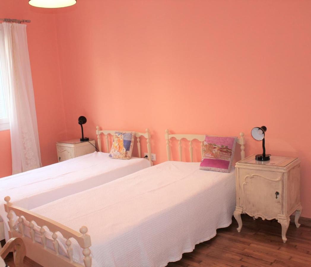 Vintage, Spacious Apartment In The Heart Of Athens! Luaran gambar