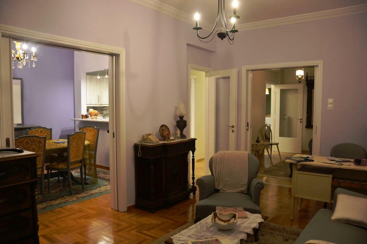 Vintage, Spacious Apartment In The Heart Of Athens! Luaran gambar